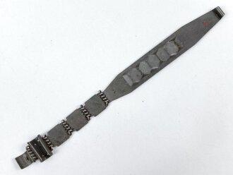 Einführstück für 50 Schuss Gurt MG34/42 der Wehrmacht. Hersteller B 8 39