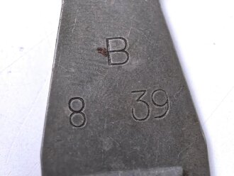 Einführstück für 50 Schuss Gurt MG34/42 der Wehrmacht. Hersteller B 8 39
