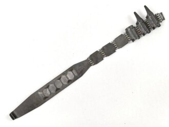 Einführstück für 50 Schuss Gurt MG34/42 der Wehrmacht. Hersteller ST 12.38