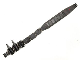 Einführstück für 50 Schuss Gurt MG34/42 der Wehrmacht. Hersteller dwc 11.41