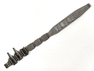 Einführstück für 50 Schuss Gurt MG34/42 der Wehrmacht. Hersteller dwc 8.41