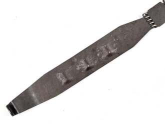 Einführstück für 50 Schuss Gurt MG34/42 der Wehrmacht. Hersteller dej 10.40