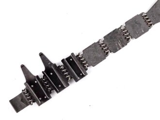 Einführstück für 50 Schuss Gurt MG34/42 der Wehrmacht. Hersteller dej 10.40