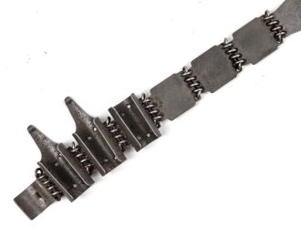Einführstück für 50 Schuss Gurt MG34/42 der Wehrmacht. Hersteller dwc 8.41