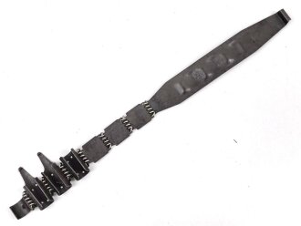 Einführstück für 50 Schuss Gurt MG34/42 der Wehrmacht. Hersteller 12.40