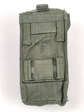 Großbritannien, Pattern 1944 basic ammo pouch right, 1945 dated