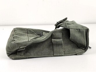 Großbritannien, Pattern 1944 basic ammo pouch left, 1945 dated