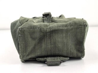 Großbritannien, Pattern 1944 basic ammo pouch left, 1945 dated