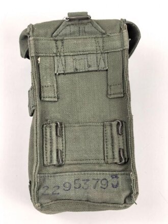 Großbritannien, Pattern 1944 basic ammo pouch left, 1945 dated