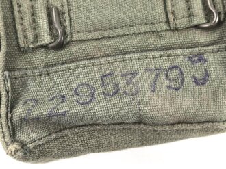 Großbritannien, Pattern 1944 basic ammo pouch left, 1945 dated