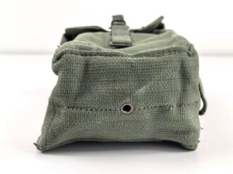 Großbritannien, Pattern 1944 basic ammo pouch left,...