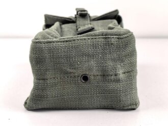 Großbritannien, Pattern 1944 basic ammo pouch  M.T....