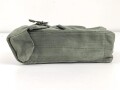 Großbritannien, Pattern 1944 basic ammo pouch  M.T. drivers,  1945 dated