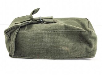 Großbritannien, 1983 dated ammo pouch