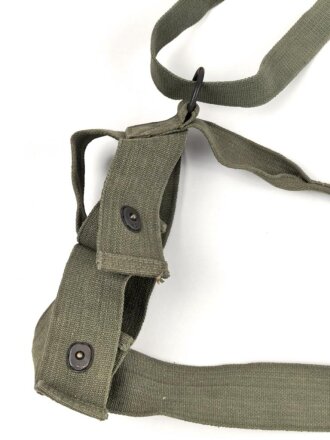 Großbritannien, 195? dated canvas equipment