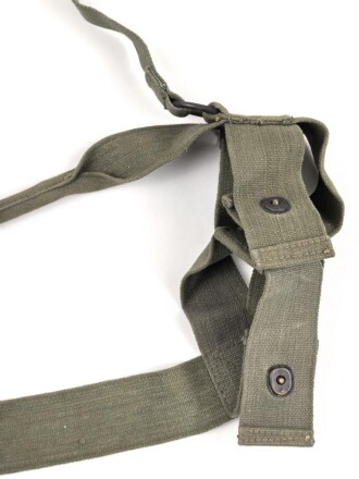 Großbritannien, 195? dated canvas equipment