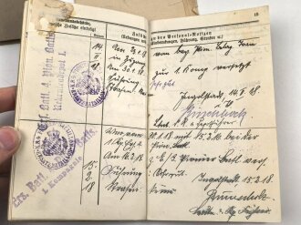 Bayern, Militärpaß , Diensteintritt am 23.6.15 bei Pionier Park Komp. 10. Frankreichfeldzug, Eisernes Kreuz 2. Klasse 1918. In defekter Hülle.