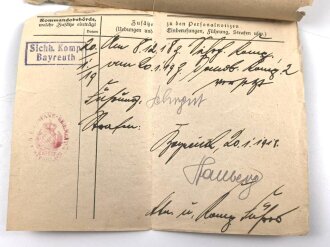 Bayern, Militärpaß , Diensteintritt am 23.6.15 bei Pionier Park Komp. 10. Frankreichfeldzug, Eisernes Kreuz 2. Klasse 1918. In defekter Hülle.