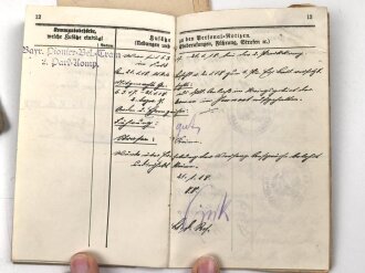 Bayern, Militärpaß , Diensteintritt am 23.6.15 bei Pionier Park Komp. 10. Frankreichfeldzug, Eisernes Kreuz 2. Klasse 1918. In defekter Hülle.