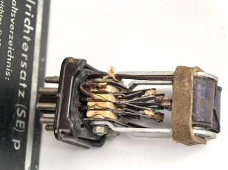 Wechselrichtersatz p " WS( SE)  p datiert 1944, verwendet für Funksprechgeräte a, d und f. Ungereinigtes Stück, Funktion nicht geprüft