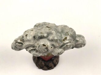 Einschlagende Granate, Massefigur der Firma Lineol. Guter...