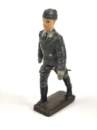Offizier der Luftwaffe, Massefigur der Firma Lineol. Guter Zustand