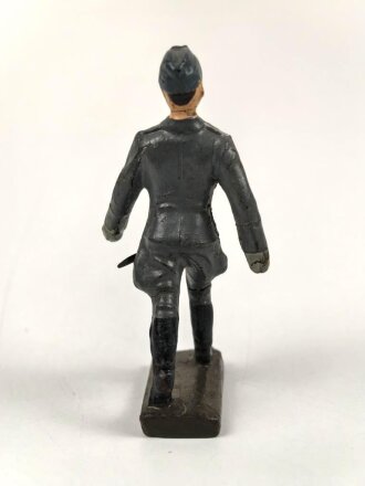 Offizier der Luftwaffe, Massefigur der Firma Lineol. Guter Zustand