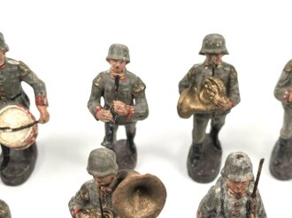 1. Weltkrieg, 23 feldgraue Massefiguren aus der 10cm Serie der Firma Elastolin. Alle original bemalt, jeweils ungereinigt