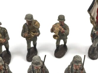 1. Weltkrieg, 23 feldgraue Massefiguren aus der 10cm Serie der Firma Elastolin. Alle original bemalt, jeweils ungereinigt