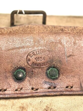 Nachrichtentornister " 1 " Wehrmacht. Gebraucht, das Fell fehlt vollständig, mit Inneneinteilung, datiert 1934