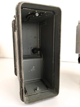 Tornisterfunkgerät " Ukw.E.f" datiert 1941. Origiunallack, ungereinigtes Stück, Funktion nicht geprüft