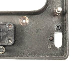 Luftwaffe, Aufhängerahmen RE 10 k, Ln 28046-1, für Empfänger Kurzwelle E10k vom Fu G10. Originallack, guter Zustand