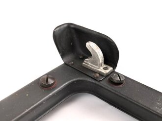 Luftwaffe, Aufhängerahmen RE 10 k, Ln 28046-1, für Empfänger Kurzwelle E10k vom Fu G10. Originallack, guter Zustand