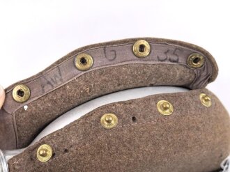 Feldflasche Wehrmacht AWG35, das Leder zum Teil angetrocknet
