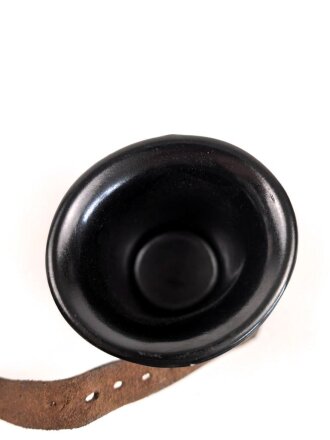 Feldflasche Wehrmacht AWG35, das Leder zum Teil angetrocknet