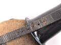 Feldflasche Wehrmacht AWG35, das Leder zum Teil angetrocknet
