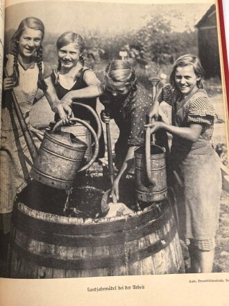 "Wir Mädel - Sport und Kameradschaft Fröhlichkeit und ernstes Wissen" 5 Folge, 476 Seiten, DIN A4