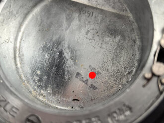 Betriebsuhr, auch Stationsuhr oder Funkraumuhr genannt. Hersteller Kienzle 1944. Gehäuse Originallack, Uhrwerk ist voll aufgezogen, läuft aber nicht.