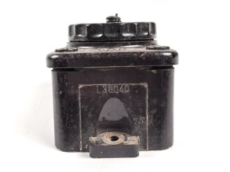 8,8cm Flak, Anschlussdose aus brauner Preßmasse in sehr gutem Zustand, L38018, Hersteller gdr