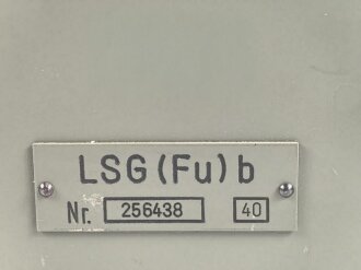 Lautsprechergerät " LSG ( Fu) b " datiert 1940.  Originallack, Funktion nicht geprüft. Verwendet in der Fu 16 Fahrzeug Funkanlage