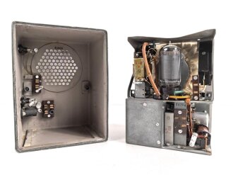 Lautsprechergerät " LSG ( Fu) b " datiert 1940.  Originallack, Funktion nicht geprüft. Verwendet in der Fu 16 Fahrzeug Funkanlage