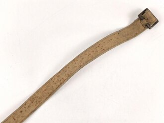 British 1940 dated canvas strap, 25mm high, total lengh 78cm