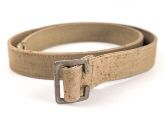 British 1940 dated canvas strap, 25mm high, total lengh 78cm