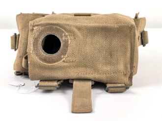 British, web pouch for radio equipment ?, undated
