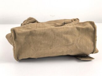 British webbing radio pack " Z.A. 22756", very good condition