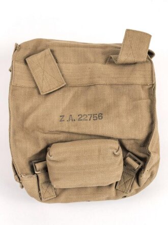 British webbing radio pack " Z.A. 22756", very good condition