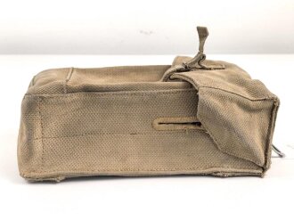 British 1952 dated radio pouch ?