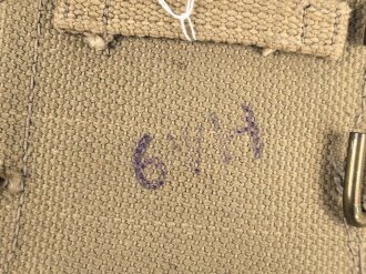 Australien, Pistol holster with ammunition pouch, dated 1944, unused.