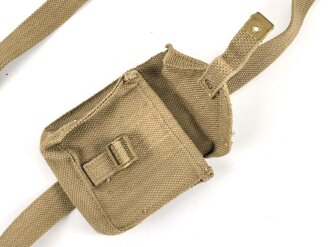 British , 1941 dated web strap with attached pouch, total lengh 155cm