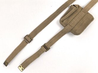 British , 1941 dated web strap with attached pouch, total lengh 155cm
